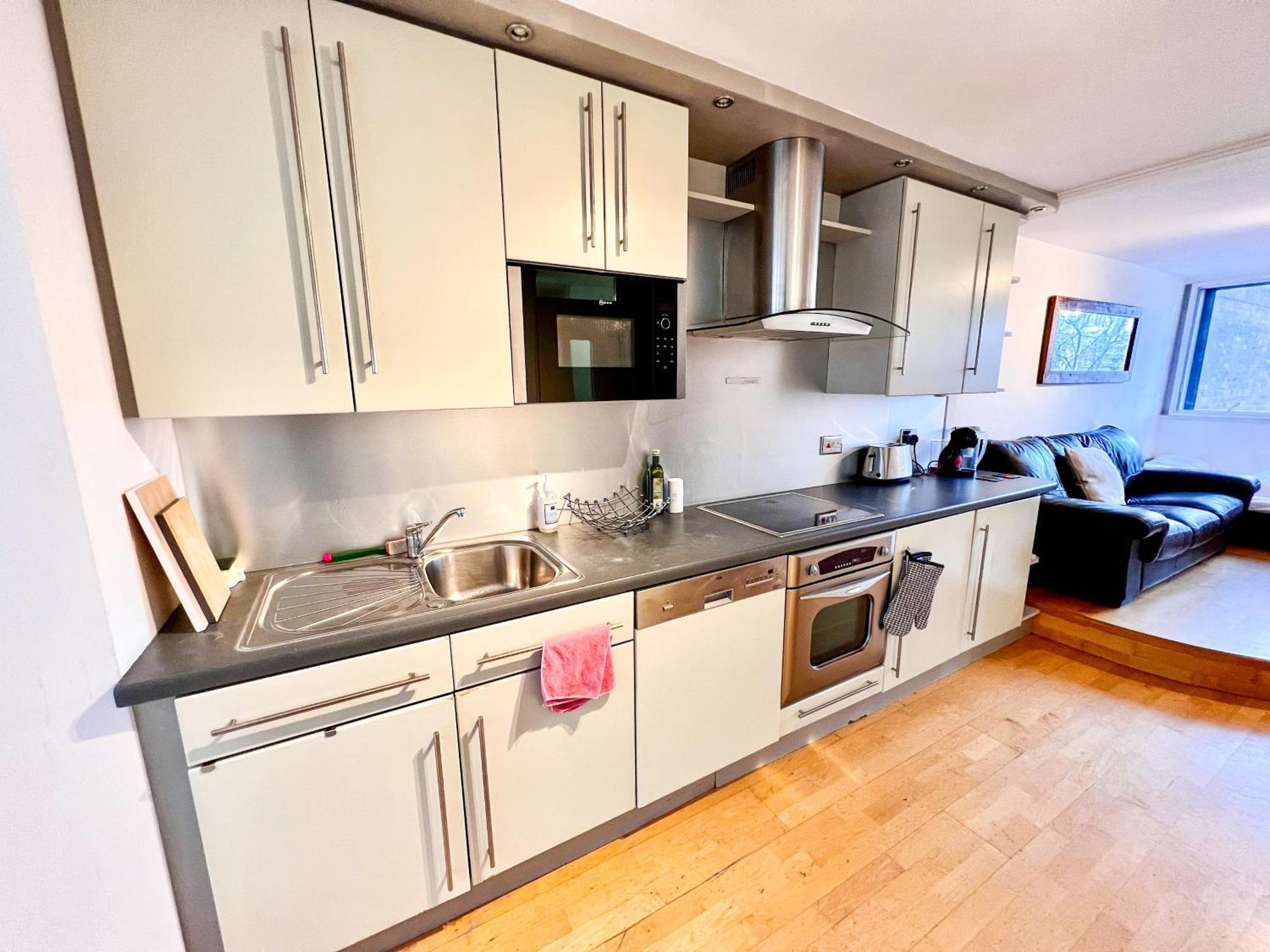 Apart-hotel Great River Thames View Entire In The Most Central *