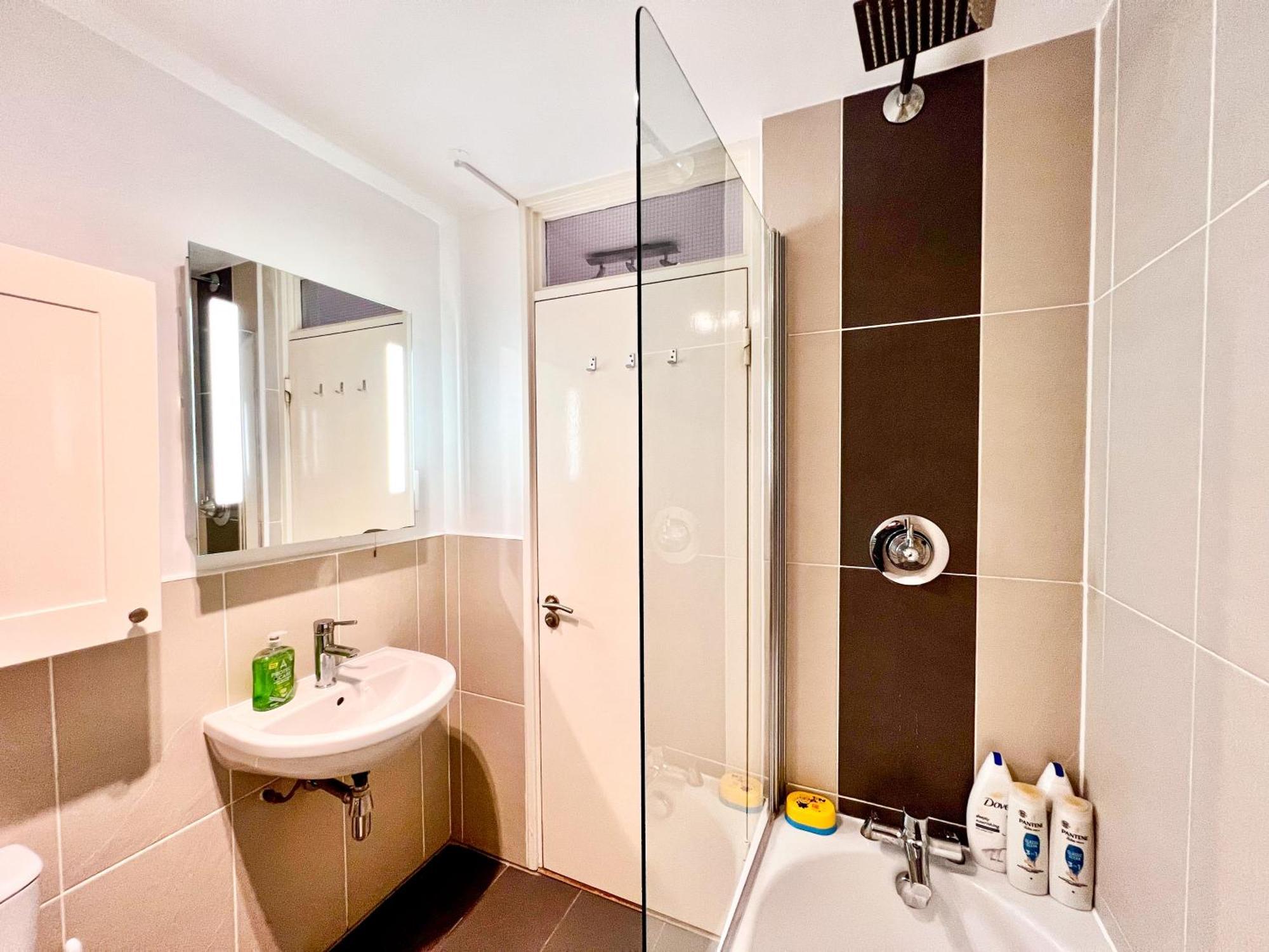 Apart-hotel Great River Thames View Entire In The Most Central *